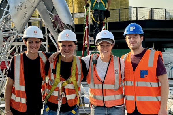 E6832E4C-2999-4329-A2F1-066C15013B6A